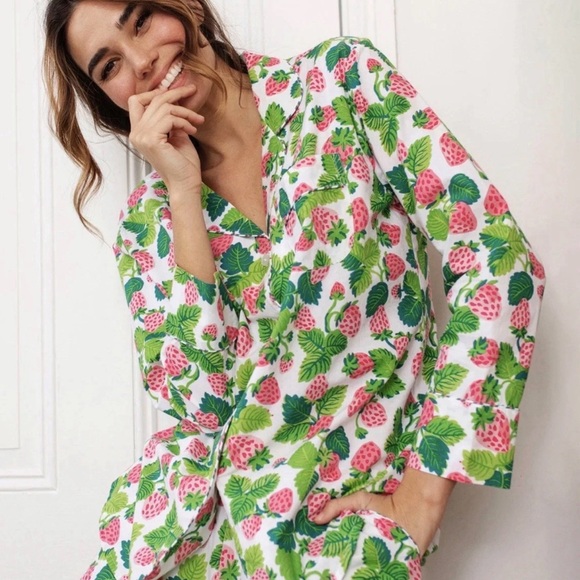 Printfresh Strawberry Fields 3pc pajama set Sz S top shorts cropped pants - Picture 3 of 16